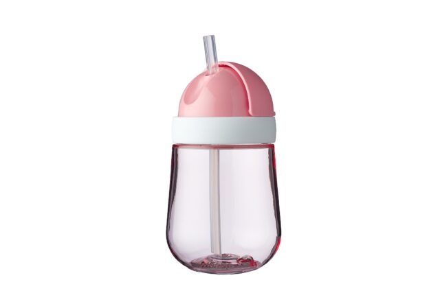 MEPAL. Educational cup with straw 300ml (pink) - It's easy to take a drink on the go with the Mepal Mio straw cup. It has a capacity of 300 ml / 10 oz and is 100% leakproof, so you can pop it in your bag without worrying about drips and spills.