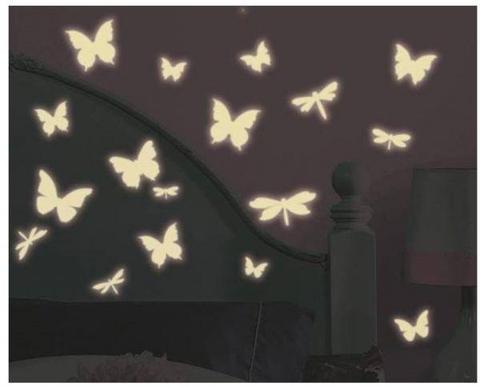 Seconds image for RMK1706 RoomMates. Luminescent wall stickers "Butterflies" - Decorate the room in your own personal, elegant way with the help of RoomMates' quality stickers! RoomMates stickers leave no marks when removed.