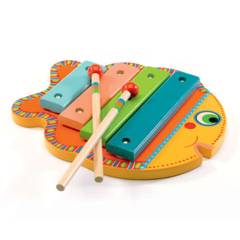Djeco Xylophone Fish Code: 06001 - My first xylophone from the French company Djeco! Let your child explore the world of music by creating their own melody.