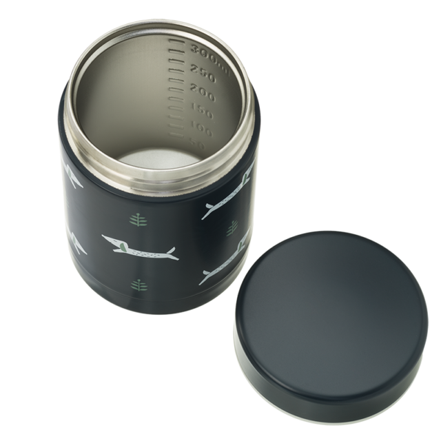 It has a double-walled stainless steel wall, so it keeps food hot or cold for over 8 hours.