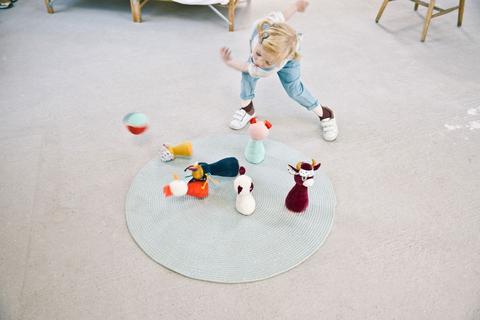 Seconds image for L83159 LILLIPUTIENS- Fabric bowling pins animals of Farm - An invigorating bowling game that little ones just love. Soft and colourful animal characters serve as pins and the ball has a rattle hidden inside for extra sensory stimulation.