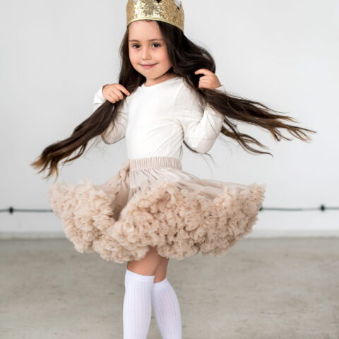 Εικόνα δεύτερη για ΦΟΥΣΤΑ PETTISKIRT - CAPPUCINO - Αφράτη σαν σύννεφο θα κάνει τα κοριτσάκια να αισθάνονται πριγκίπισσες!