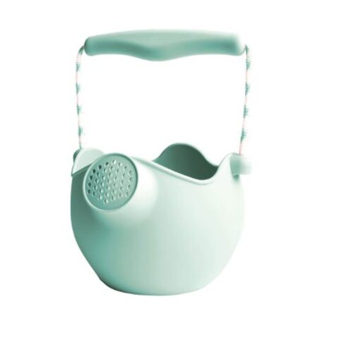 Scrunch Watering can made of recyclable silicone Mint - Say goodbye to bulky, hard plastic watering cans that break and take up space.