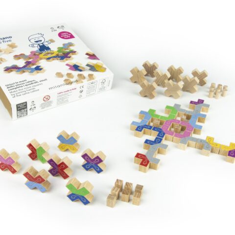 ΜΙL-QLΜ0-001 MILANIWOOD. Ξύλινο επιτραπέζιο παιχνίδι «Κόλλα πέντε» - Κάντε τα περισσότερα τετράγωνα ενώνοντας χέρια του ίδιου χρώματος. Ένα καινοτόμο παιχνίδι λογικών και χρωματικών συσχετισμών.