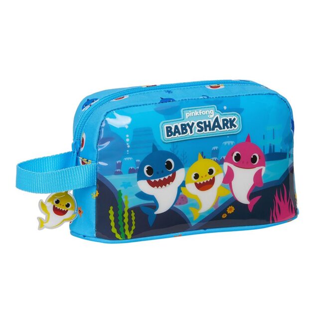 Safta: Isothermal bag  Baby Shark - Eat at school or on the walk with the cutest lunch bag and your favourite Baby Shark fish!