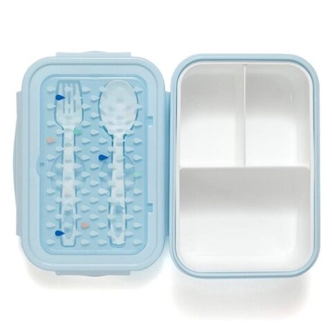 This box has a loose compartment with 3 parts to split your lunch. This can be taken out of the box to have one big lunchbox. There is also a cutlery set to eat your meals. Easy click & close lid and this lunchbox has a matching stainless steel thermos bottle so you can make a beautiful set.