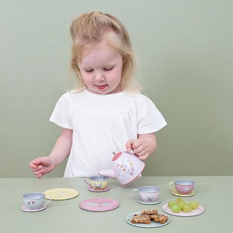 Seconds image for Tin tea set Flowers & Butterflies - Let's have some tea together! Join your child in a wonderful role-playing tea party with this lovely tin tea set illustrated with flowers and butterflies. This tea set sparks children's imagination and stimulates their fine motor skills. The set consists of four small tea cups, four saucers, four pastry plates and a teapot with lid. For children from the age of 3 years. WARNING: Do not use with real food/water or a real stove/oven.