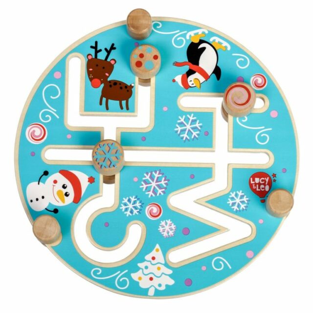 Festive wooden maze with animals such as penguin, reindeer and snowman