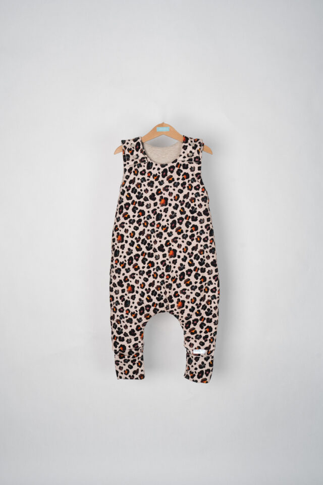 Leopard full body sleeping bag with side zipper and button straps